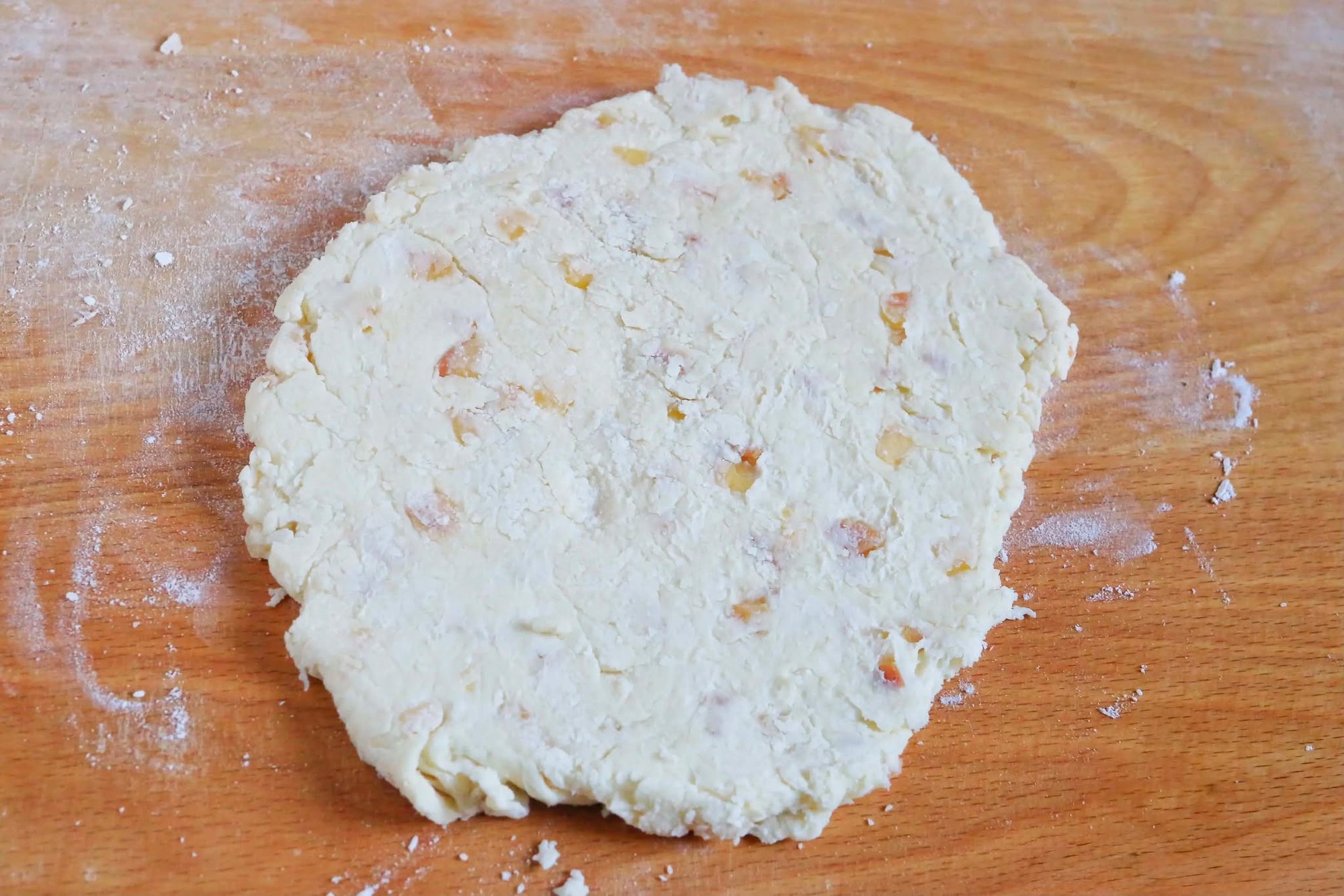 M&oacute;n b&aacute;nh cực dễ l&agrave;m với hương vị tr&aacute;i c&acirc;y thơm lừng, ấm &aacute;p, d&ugrave;ng ăn s&aacute;ng hay uống tr&agrave; chiều đều hợp- Ảnh 14.