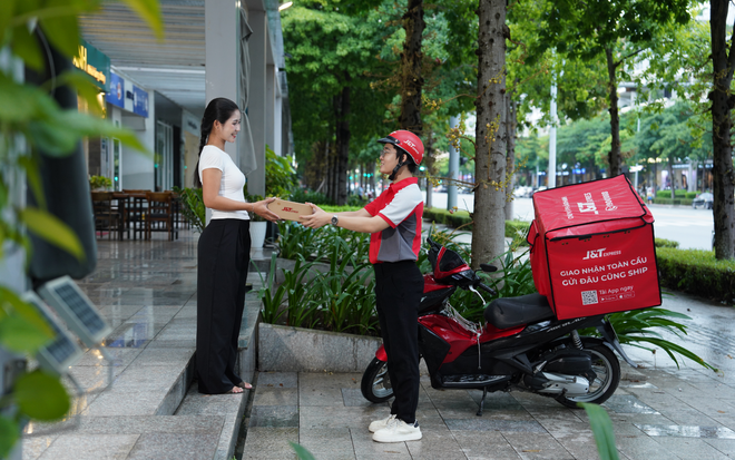 Gửi hàng cá nhân thuận tiện hơn nhờ công nghệ- Ảnh 1.