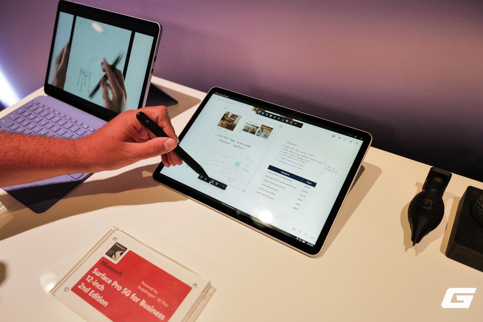 Dạo gian h&agrave;ng Microsoft tại Snapdragon Summit 2026: Giữa d&agrave;n Surface mới, đ&acirc;y mới l&agrave; t&iacute;nh năng t&ocirc;i thấy hấp dẫn nhất- Ảnh 4.