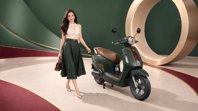 Cận cảnh Evo Grand Premia: Thiết kế sang trọng, cốp rộng "mi&ecirc;n man" - Ảnh 1.