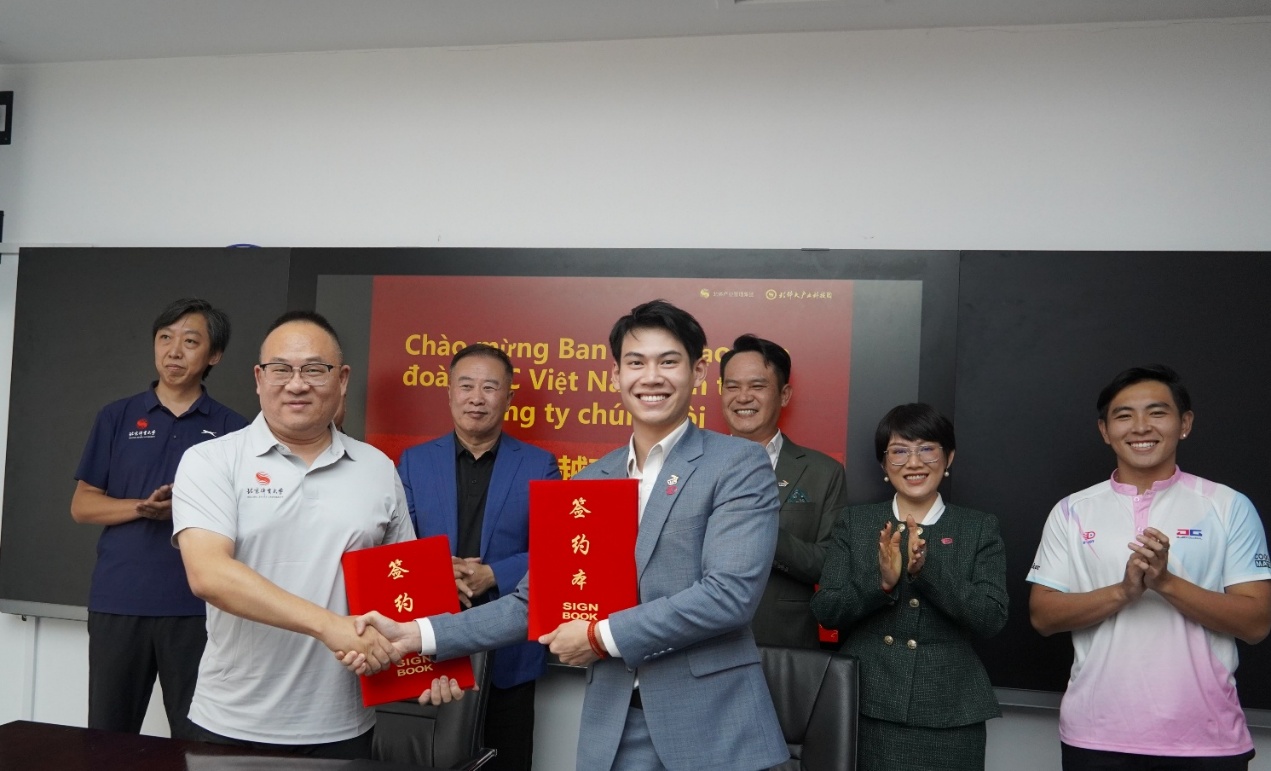 Cột mốc của thể thao Việt Nam: Một hệ sinh thái thể thao thuần Việt tiên phong "xuất khẩu" sang thị trường tỷ dân- Ảnh 1.
