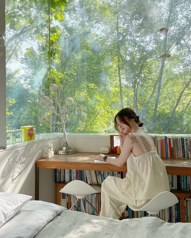Cầm 3,1 tỷ đồng trả trước 10 năm tiền thu&ecirc; nh&agrave;: Người trẻ ng&agrave;y c&agrave;ng "enjoy" việc ở thu&ecirc;?- Ảnh 2.