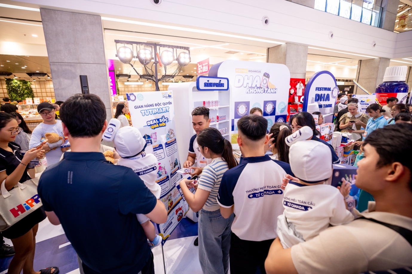 Festival BioAmicus DHA Không Tanh 2026 “phá đảo” thành phố biển Đà Nẵng - Ảnh 4.