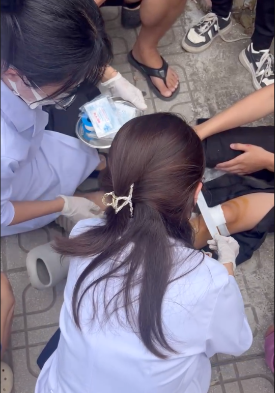 Người d&acirc;n từ nay th&ecirc;m y&ecirc;n t&acirc;m: Đội ngũ y tế Long Ch&acirc;u sẵn s&agrave;ng hỗ trợ người gặp nạn trong thời tiết khắc nghiệt - Ảnh 3.