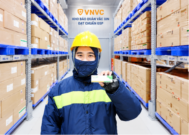 Hơn 25.000 trẻ đ&atilde; ti&ecirc;m vắc xin tay ch&acirc;n miệng tại VNVC- Ảnh 2.