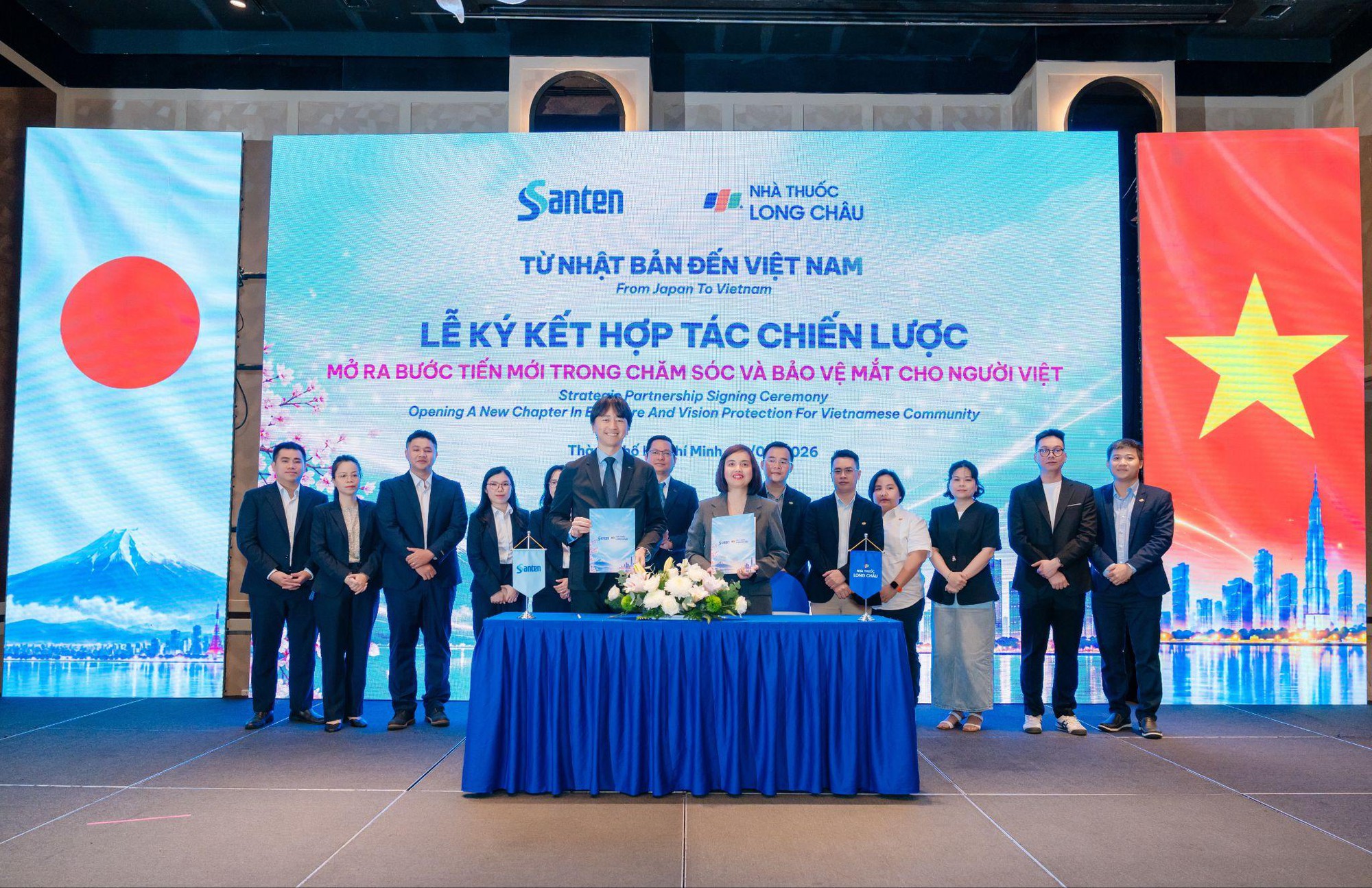 Long Châu và Santen nâng tầm hợp tác chiến lược, mở rộng tiếp cận các giải pháp chăm sóc và điều trị nhãn khoa tiên tiến tại Việt Nam- Ảnh 1.