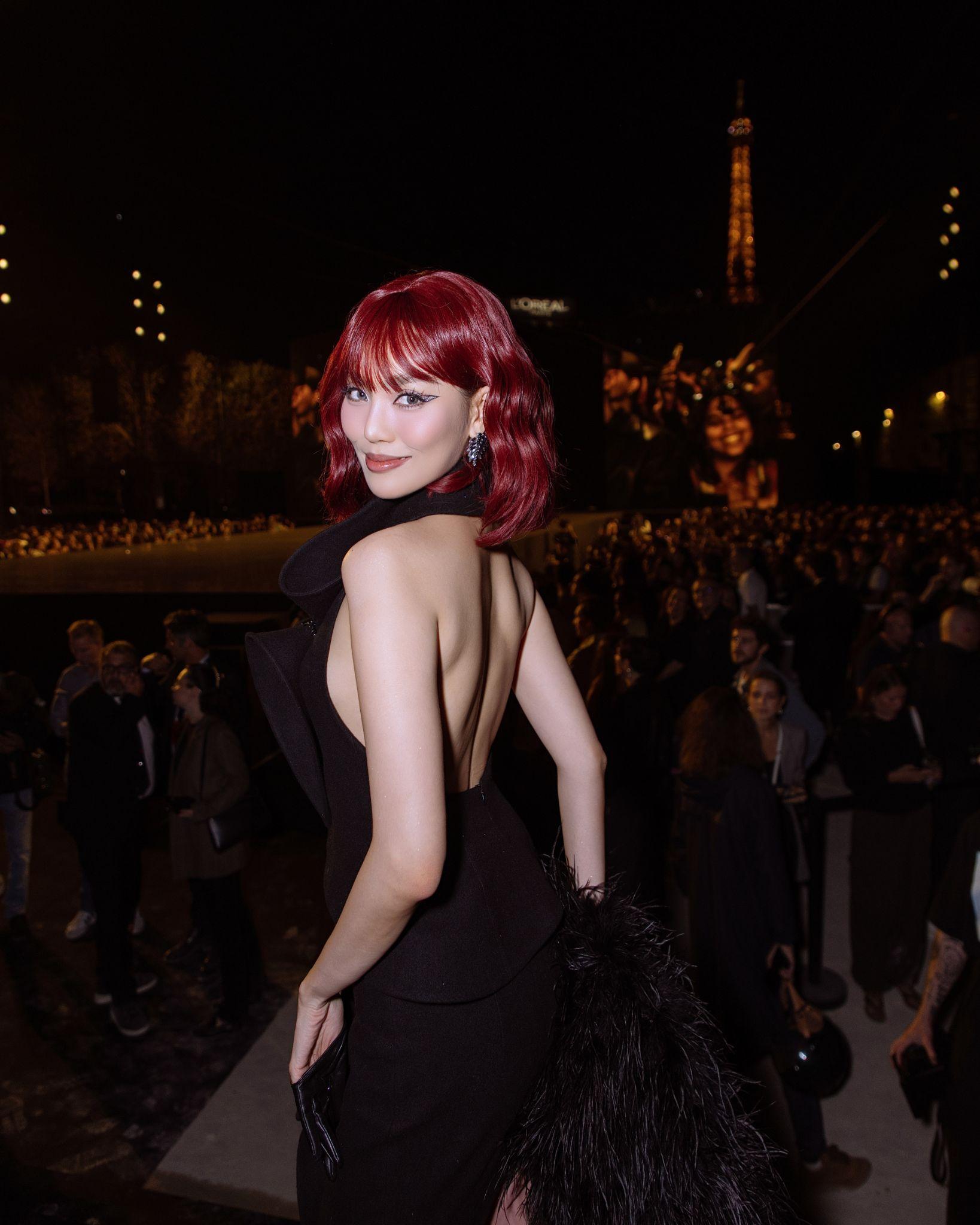 Siêu mẫu Lan Khuê cùng Hoa hậu Nguyễn Hoàng Phương Linh mang tinh thần Chính Nữ đến Le Défilé L’Oréal Paris - Ảnh 7.