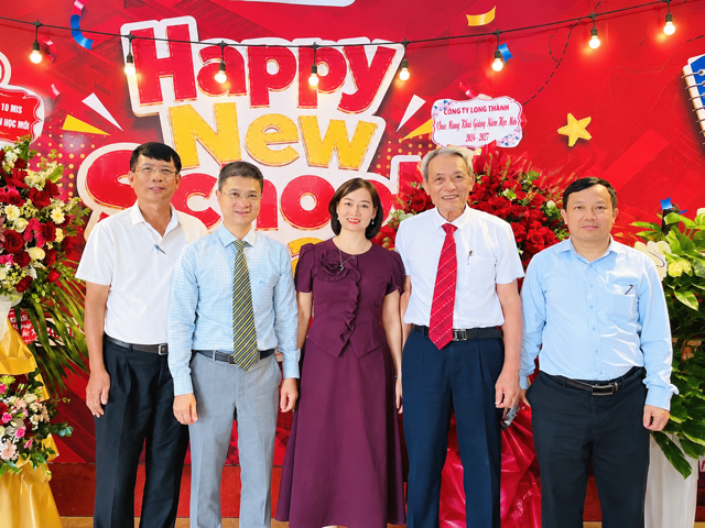 MIS khai giảng năm học mới: Khác biệt để mở cánh cửa tương lai - Ảnh 2.