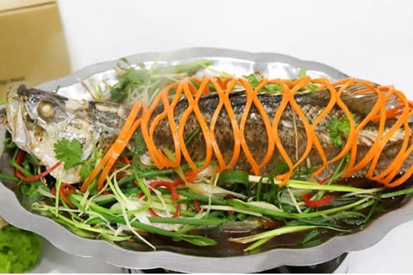 M&ugrave;a thu đi chợ, thấy 4 loại c&aacute; n&agrave;y đừng bỏ qua: Nhiều thịt, dễ ăn, tốt cho sức khỏe - Ảnh 1.