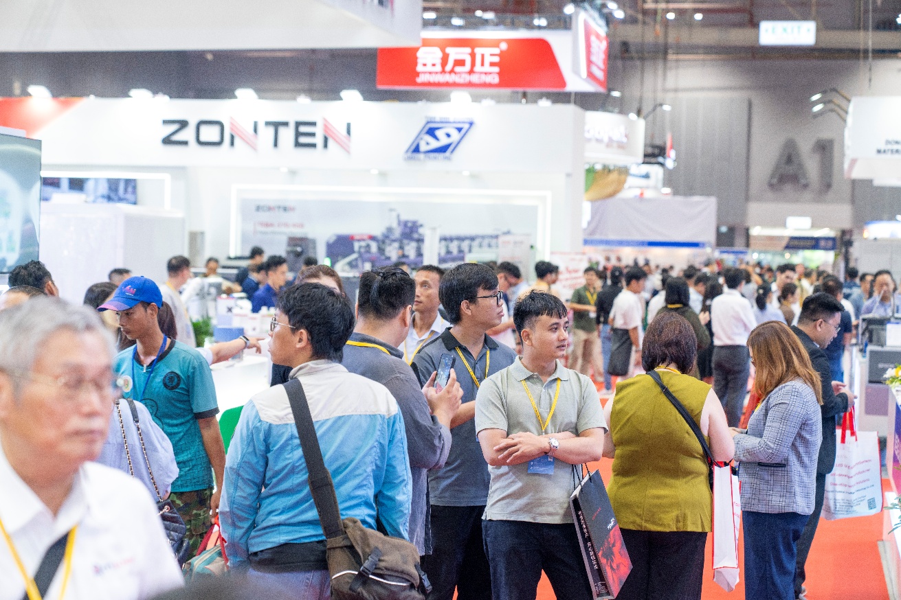 In ấn bao bì Việt: Vốn cao hơn FDI vẫn dùng công nghệ cũ- Ảnh 1.