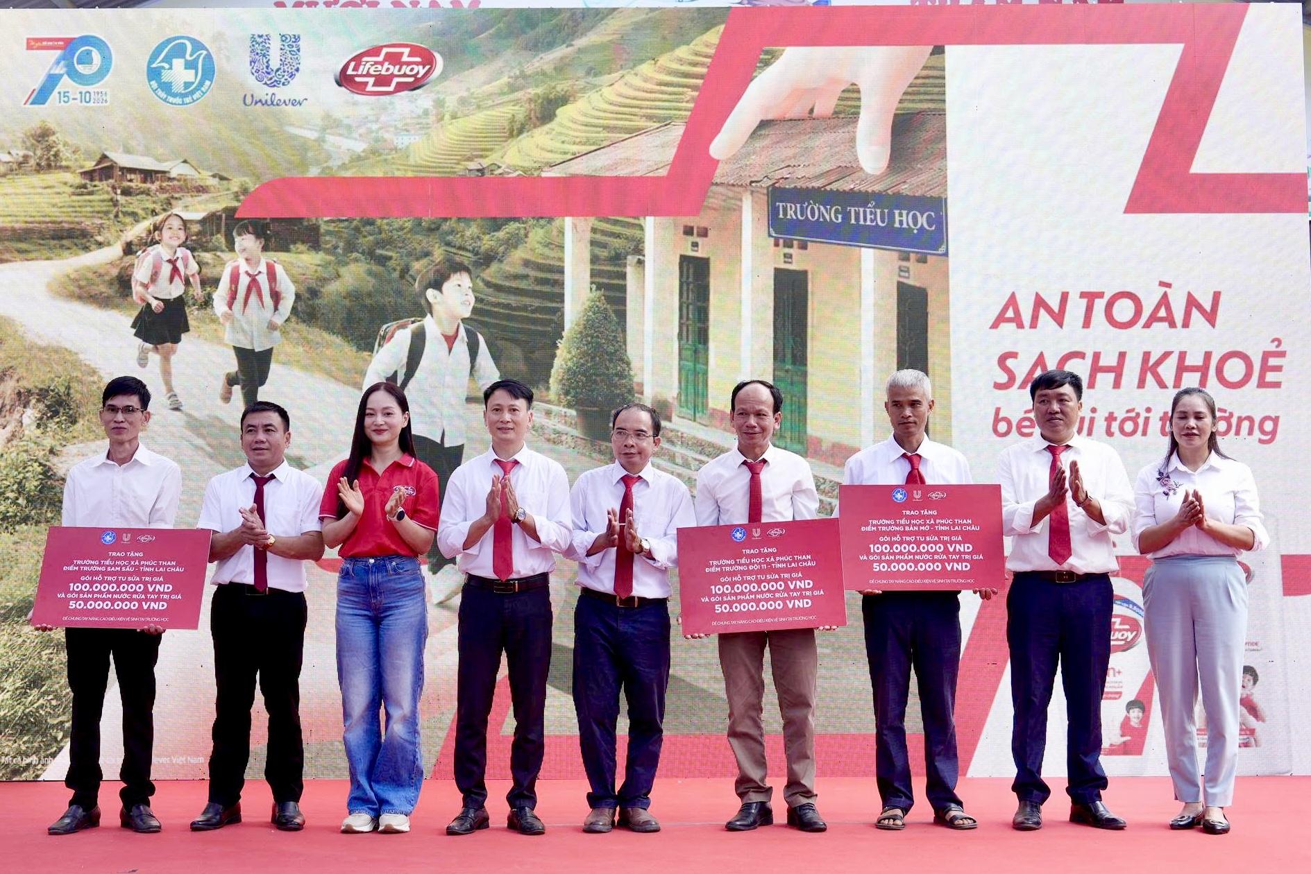 Lifebuoy đồng hành cùng trẻ em tại Lai Châu, Lào Cai, Quảng Trị trở lại trường học an toàn, sạch khỏe - Ảnh 2.