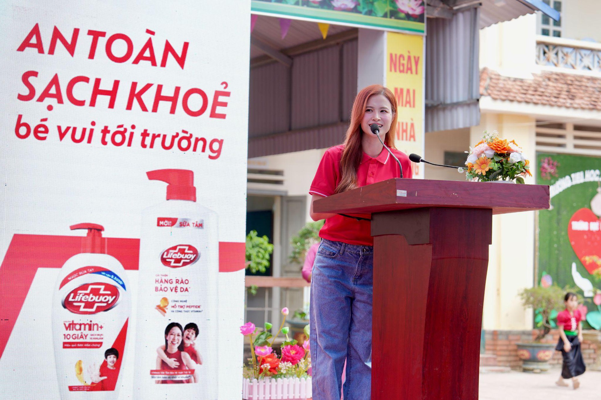Lifebuoy đồng hành cùng trẻ em tại Lai Châu, Lào Cai, Quảng Trị trở lại trường học an toàn, sạch khỏe - Ảnh 3.