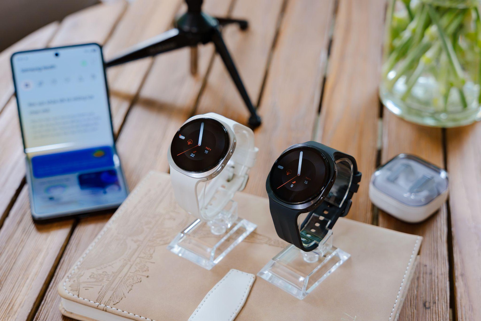 Galaxy Watch9 hay Galaxy Watch Ultra2, đ&acirc;u l&agrave; smartwatch ph&ugrave; hợp với phong c&aacute;ch sống của bạn- Ảnh 1.