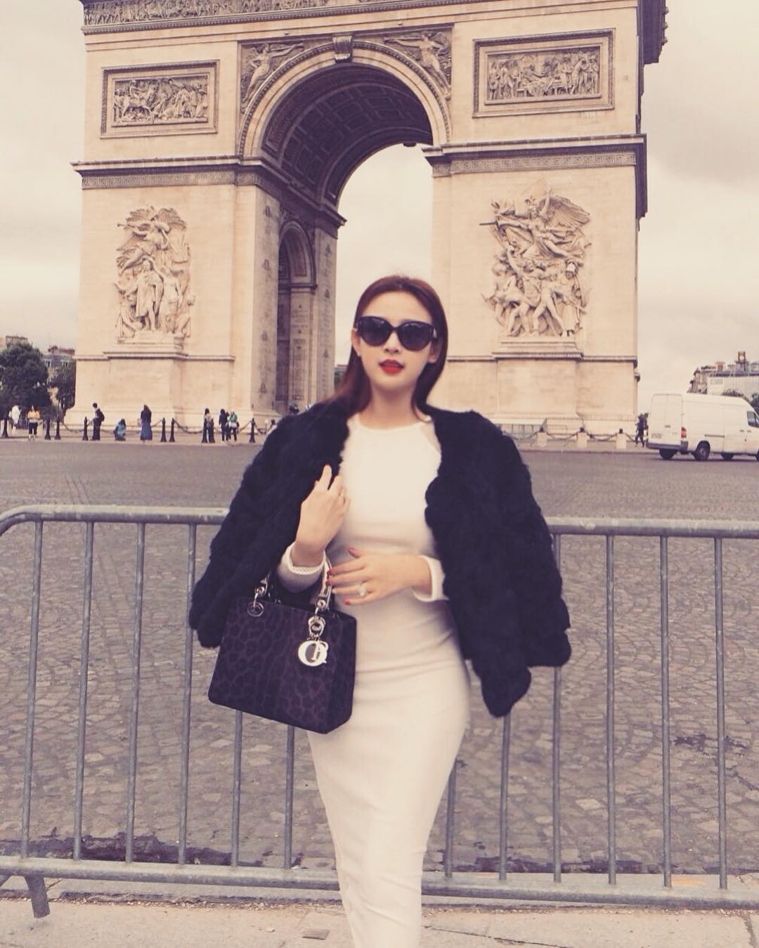 10 năm trước của chủ chuỗi khách sạn TP.HCM yêu cô gái Hà Nội có khuôn mặt búp bê- Ảnh 4.