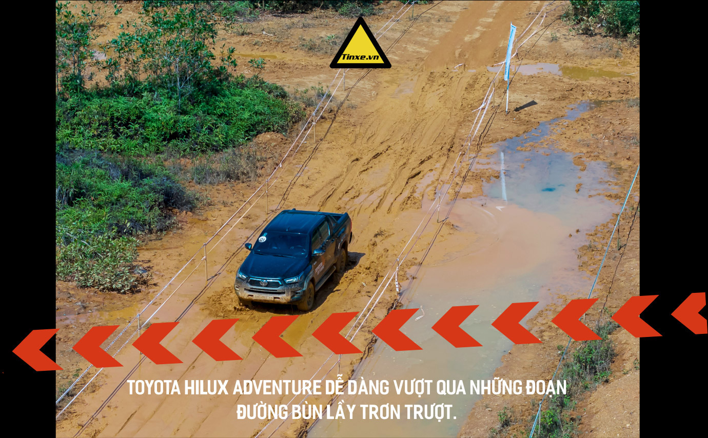 Toyota Hilux Adventure 2024 qua trải nghiệm lần đầu offroad của Tiktoker genZ tại PVOil VOC 2024- Ảnh 20.