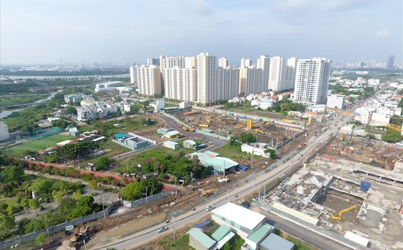 Chuyên gia chỉ cách đánh thuế bất động sản để hãm đà tăng giá nhà đất- Ảnh 1.