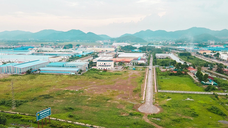 Bất động sản hai thủ phủ công nghiệp miền Bắc: Nóng lên trước thềm sáp nhập, kỳ vọng "bật trần" nhờ hạ tầng- Ảnh 1.