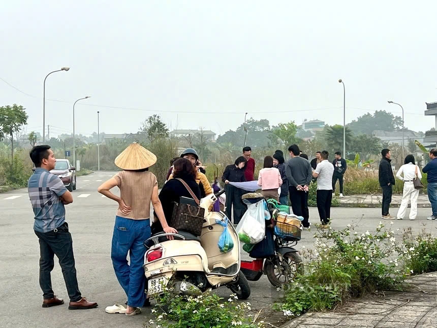 Bất động sản “dậy sóng” theo tin sáp nhập: Chuyên gia cảnh báo gì?- Ảnh 1.