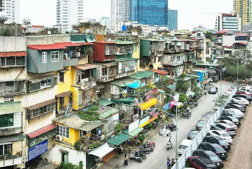 Hà Nội xem xét áp dụng mức bồi thường cao nhất khi xây lại chung cư cũ, chỉnh trang đô thị- Ảnh 1.