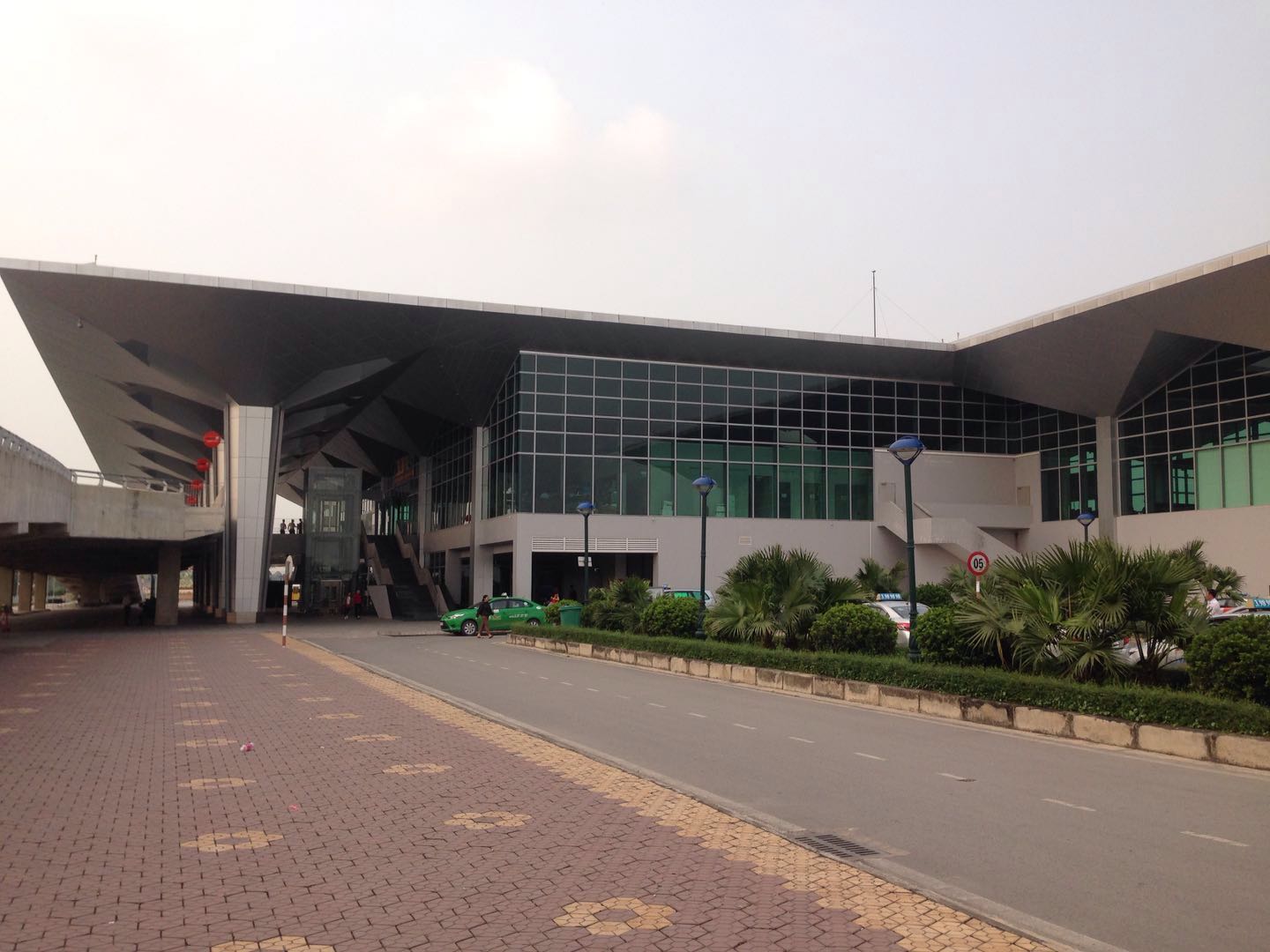 Sân bay quốc tế tại tỉnh rộng nhất cả nước trước sáp nhập sắp tạm dừng- Ảnh 1.