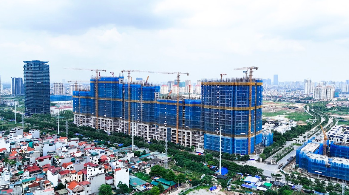 Cận cảnh công trường dự án nhà ở hơn 12.000 tỷ sát hồ Tây- Ảnh 2.
