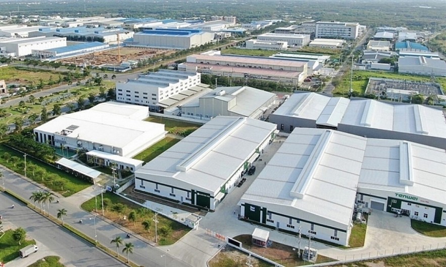 Vì sao nhà đầu tư ngoại dồn dập đổ tiền vào bất động sản công nghiệp Việt Nam?- Ảnh 1.