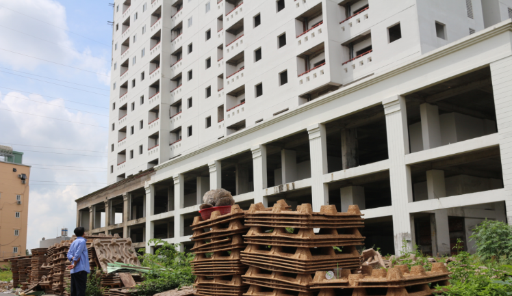 Người mua nh&agrave; nguy cơ mất trắng khi bảo l&atilde;nh ng&acirc;n h&agrave;ng chỉ nằm tr&ecirc;n miệng chủ đầu tư