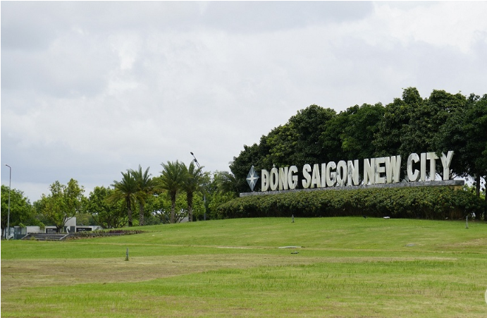 Bất động sản Nhơn Trạch: Nhà phố, biệt thự tiền tỉ vắng người