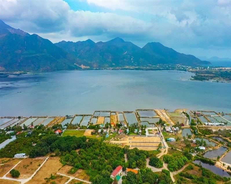 Sốt đất thường xảy ra vào thời điểm nào, ở đâu?
