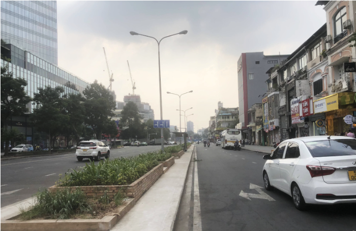 Tuyến đường đắt đỏ bậc nhất TP.HCM sắp được lắp mái chống nắng, che mưa