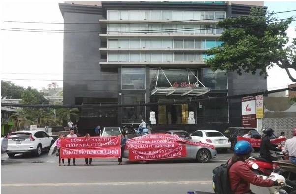 Vụ lừa đảo tại chung cư La Bonita: Lời khai của Vũ Bảo Trinh trước vành móng ngựa