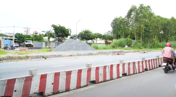 Nhà đẹp bỏ hoang trên tuyến đường 2,8km bị Sở Giao thông TP.HCM kiến nghị thanh tra