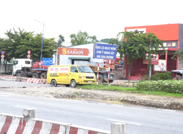 Nhà đẹp bỏ hoang trên tuyến đường 2,8km bị Sở Giao thông TP.HCM kiến nghị thanh tra