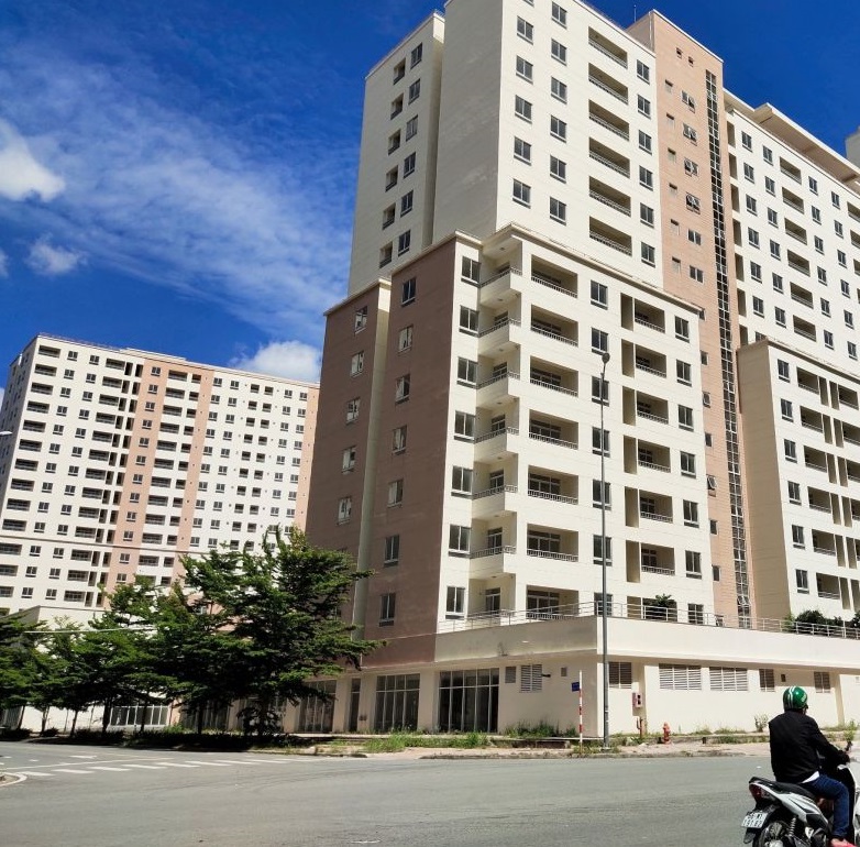 Diễn biến kh&aacute;c lạ tr&ecirc;n thị trường căn hộ th&aacute;ng 7