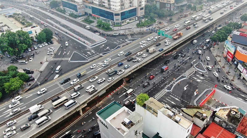 Phát triển hạ tầng giao thông: Hơn 1 triệu tỷ đồng sẽ phải huy động nguồn xã hội hóa- Ảnh 1.