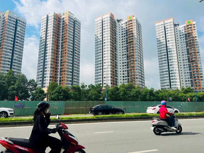 Thi trường bất động sản TP.HCM tiếp tục đà phục hồi, giá một số phân khúc dự báo tăng- Ảnh 1.