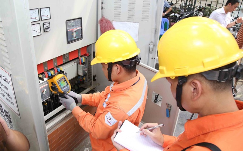 Lộ tr&igrave;nh &aacute;p dụng gi&aacute; điện t&iacute;nh như cước điện thoại sẽ ra sao?- Ảnh 1.