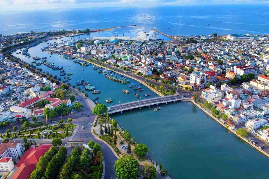 Đề xuất hơn 9.600 tỷ đồng đầu tư tuyến đường ven biển qua TP. Phan Thiết- Ảnh 1.