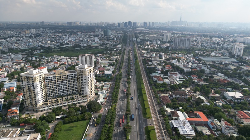 TP.HCM sẽ ph&aacute;t triển 11 đ&ocirc; thị n&eacute;n dọc metro, V&agrave;nh đai 3: Thị trường bất động sản sẽ thay đổi ra sao?- Ảnh 2.