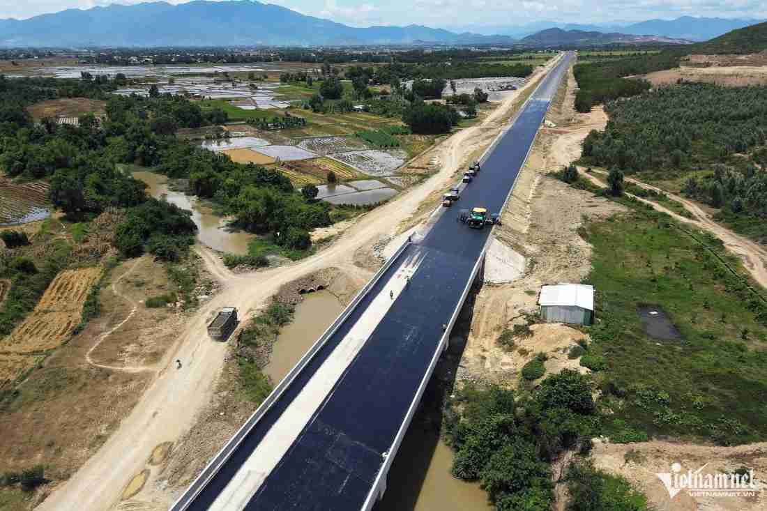 Tìm nhà đầu tư xây dựng trạm dừng nghỉ hơn 230 tỉ trên cao tốc Vân Phong – Nha Trang- Ảnh 1.