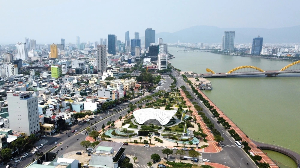 Nhiều lô đất 3 – 5 mặt tiền vừa được Đà Nẵng đấu giá thành công, giá trúng gấp 10 lần- Ảnh 1.