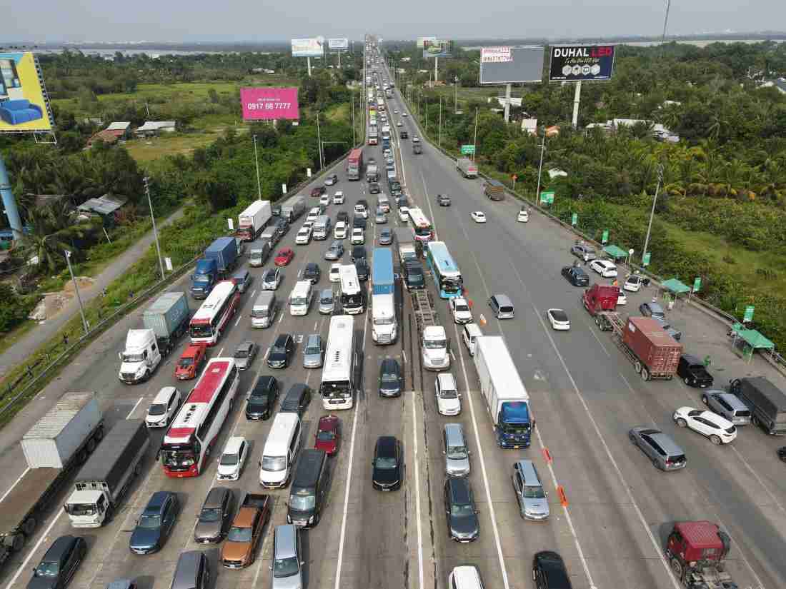 Thống nhất đầu tư mở rộng cao tốc nối TP.HCM với Đồng Nai lên 8 – 10 làn xe- Ảnh 1.