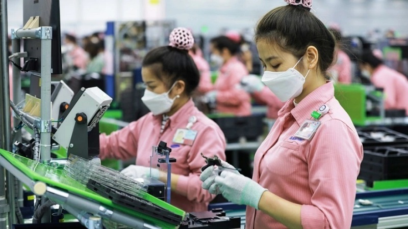 Bắc Giang sẽ tuyển khoảng 6.300 lao động ngành bán dẫn trong 5 năm tới- Ảnh 1.