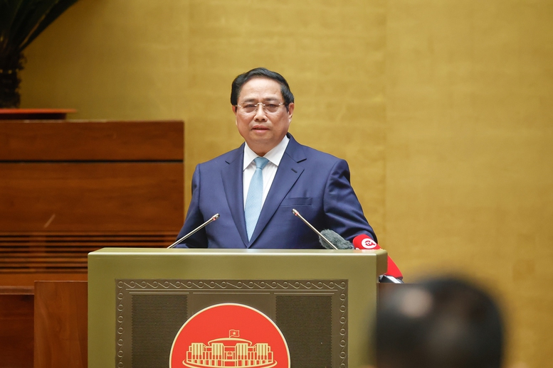 Thủ tướng Phạm Minh Ch&iacute;nh: Phấn đấu tăng trưởng GDP năm 2025 khoảng 8%- Ảnh 1.