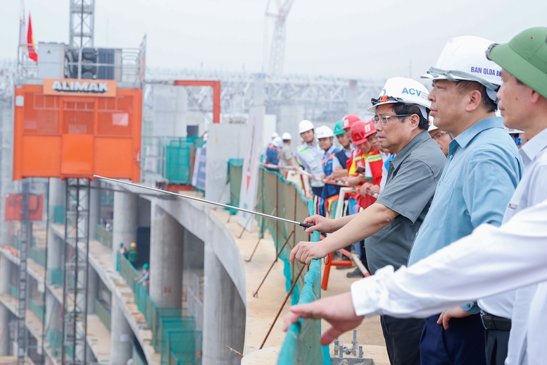 Trước 28/2/2026 phải khai th&aacute;c s&acirc;n bay Long Th&agrave;nh- Ảnh 1.