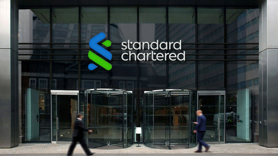 Standard Chartered: NHNN sẽ tăng l&atilde;i suất trong qu&yacute; II/2025 khi USD mạnh l&ecirc;n v&agrave; &aacute;p lực lạm ph&aacute;t trở lại- Ảnh 1.