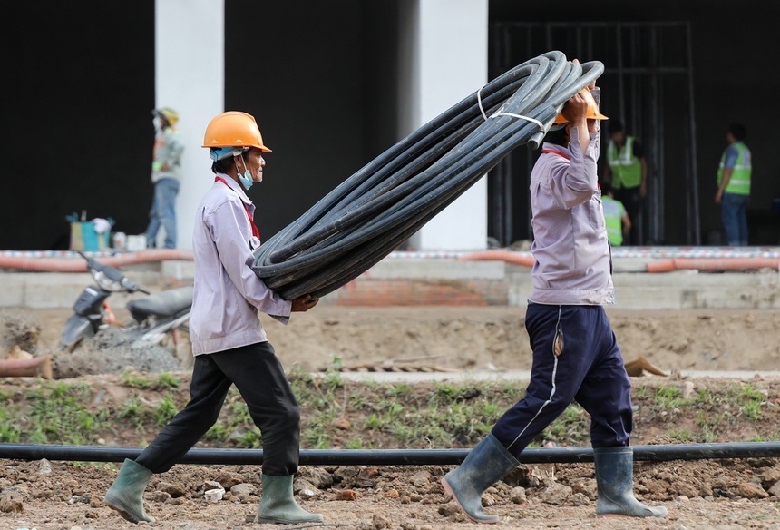 Nhìn lại năm 2024: Áp lực chi phí khiến giá vật liệu xây dựng “dậy sóng”- Ảnh 2.