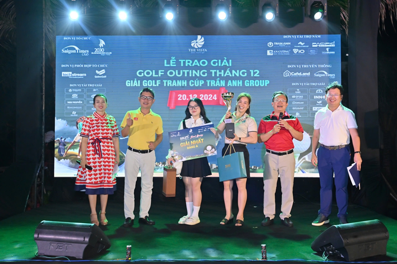 Chủ tịch CLB Doanh nh&acirc;n 2030 ghi dấu ấn tại giải gofl Trần Anh Group- Ảnh 2.