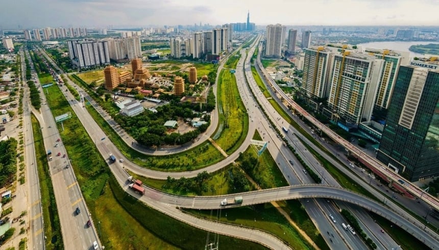 Giai đoạn 2025 - 2026: Chặng cuối tăng tốc giải ng&acirc;n vốn đầu tư c&ocirc;ng, điểm rơi lợi nhuận của HPG, VCG, HHV, LCG...- Ảnh 1.