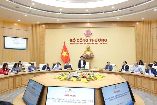 Nhu cầu nh&acirc;n lực cho dự &aacute;n điện hạt nh&acirc;n Ninh Thuận l&ecirc;n tới h&agrave;ng ngh&igrave;n người- Ảnh 1.